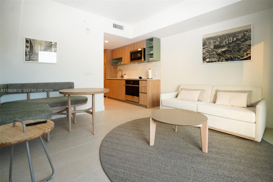 Furnished interior view inside a new home in Gale Hotel & Residences Miami (former Natiivo), Miami (Image 9). Furnished interior view inside a new home in Gale Hotel & Residences Miami (former Natiivo), Miami (Image 9).