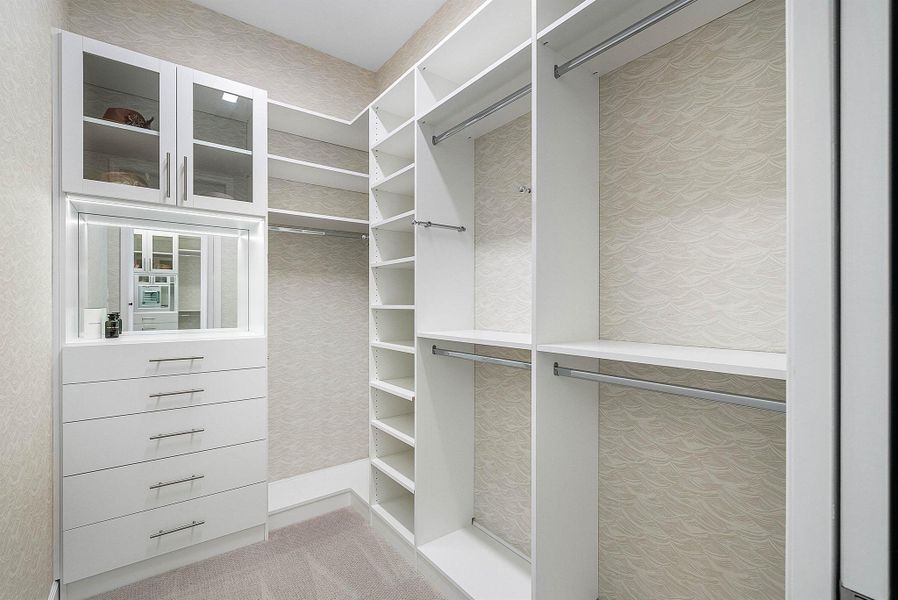 Spacious, unfurnished interior of a new home in , Boynton Beach (Image 18).