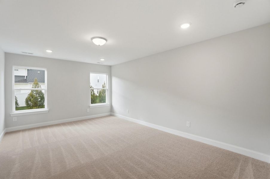 Spacious, unfurnished interior of a new home in Harrisburg Village Townhomes, Harrisburg (Image 54).