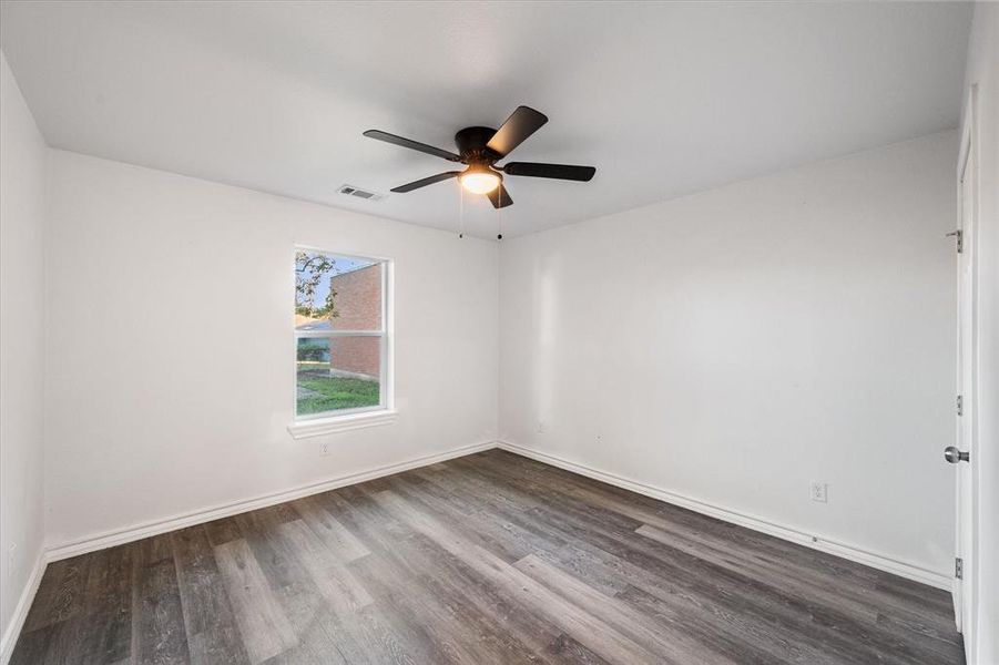 Spacious, unfurnished interior of a new home in , Corsicana (Image 22).