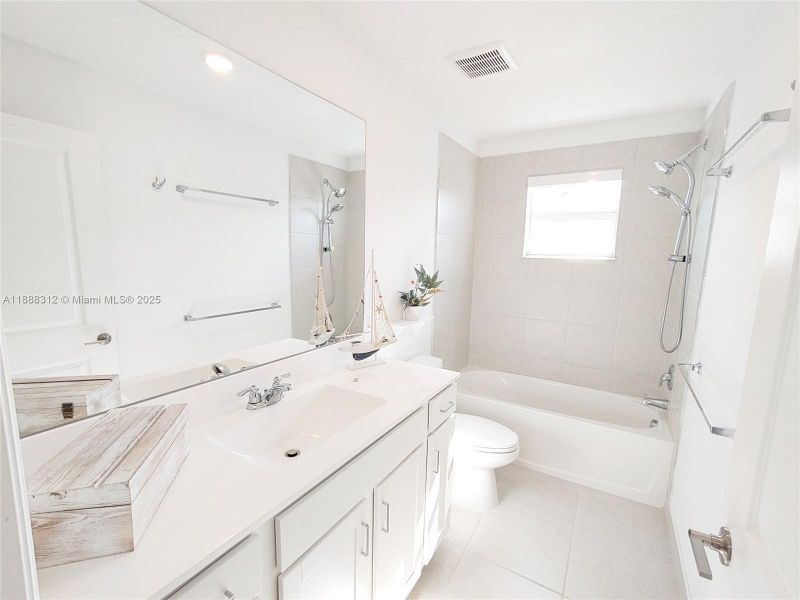 Furnished interior view inside a new home in , Lake Worth (Image 6). Furnished interior view inside a new home in , Lake Worth (Image 6).