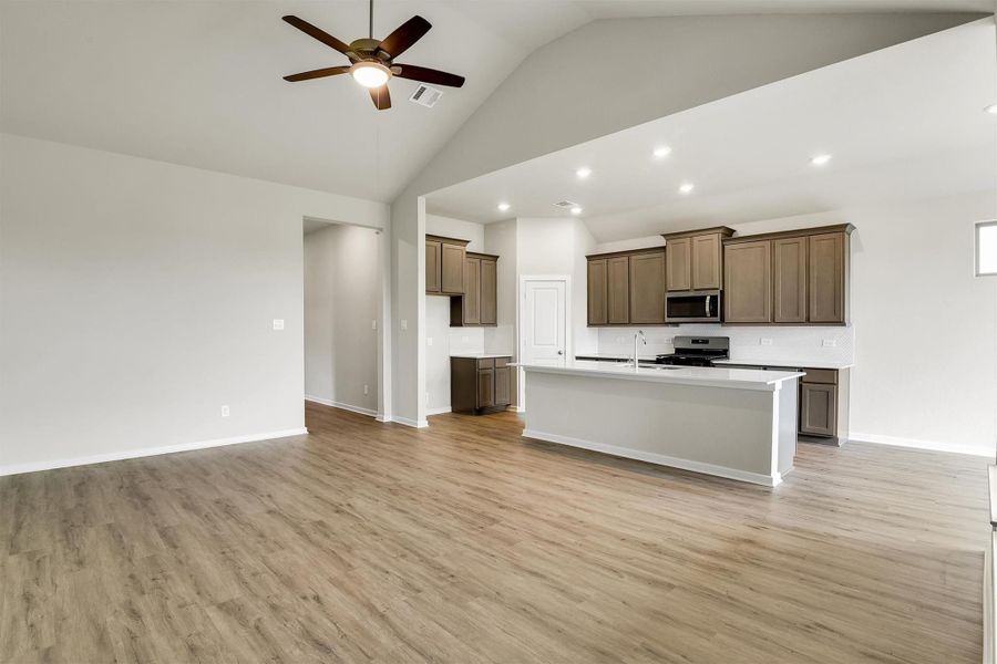 Image 31 of a home in River Ranch 55'. Image 31 of a home in River Ranch 55'.