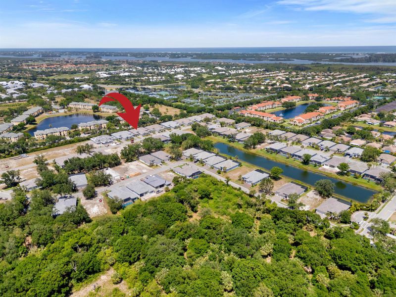 Spacious, unfurnished interior of a new home in Lucaya Pointe, Vero Beach (Image 11). Spacious, unfurnished interior of a new home in Lucaya Pointe, Vero Beach (Image 11).