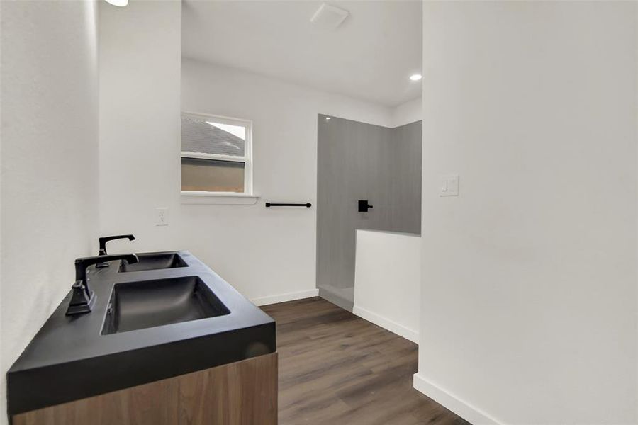 Image 19 of a home in . Image 19 of a home in .