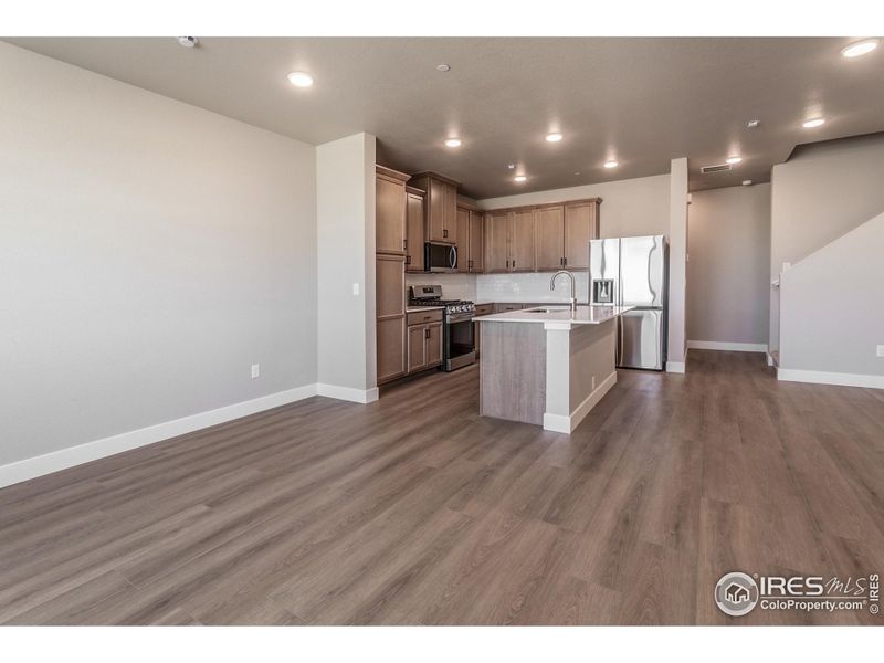 EXAMPLE PHOTO: OPEN FLOOR PLAN