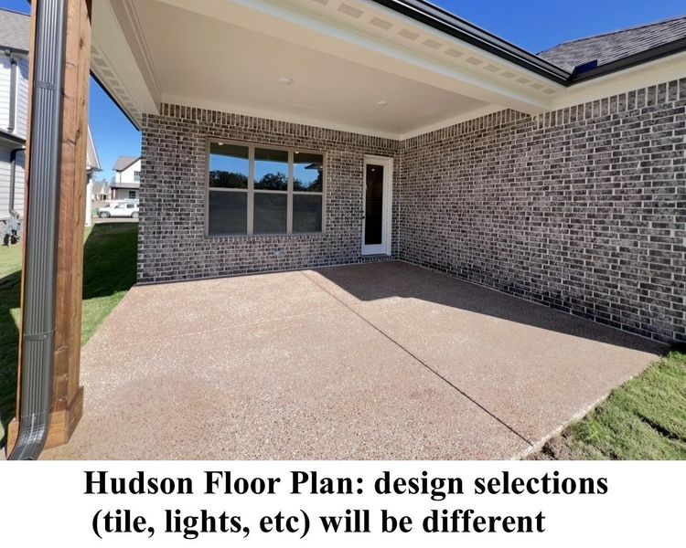 Exterior details and patio area of a home in Lockwood, Collierville (Image 3).