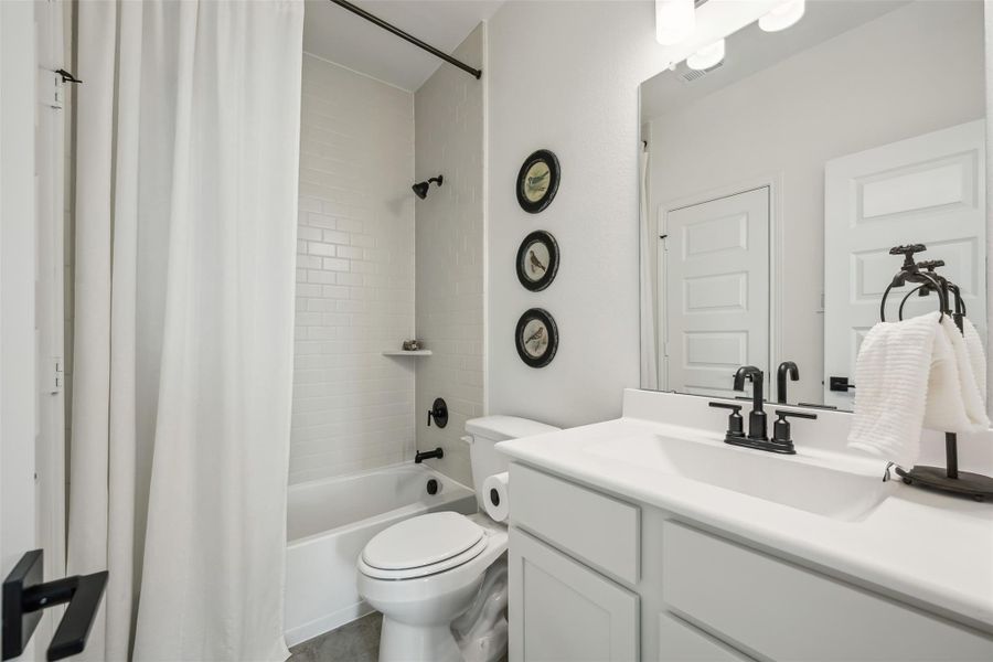 Hall bath 2 (*Photo not of actual home and used for illustration purposes only.) Hall bath 2 (*Photo not of actual home and used for illustration purposes only.)