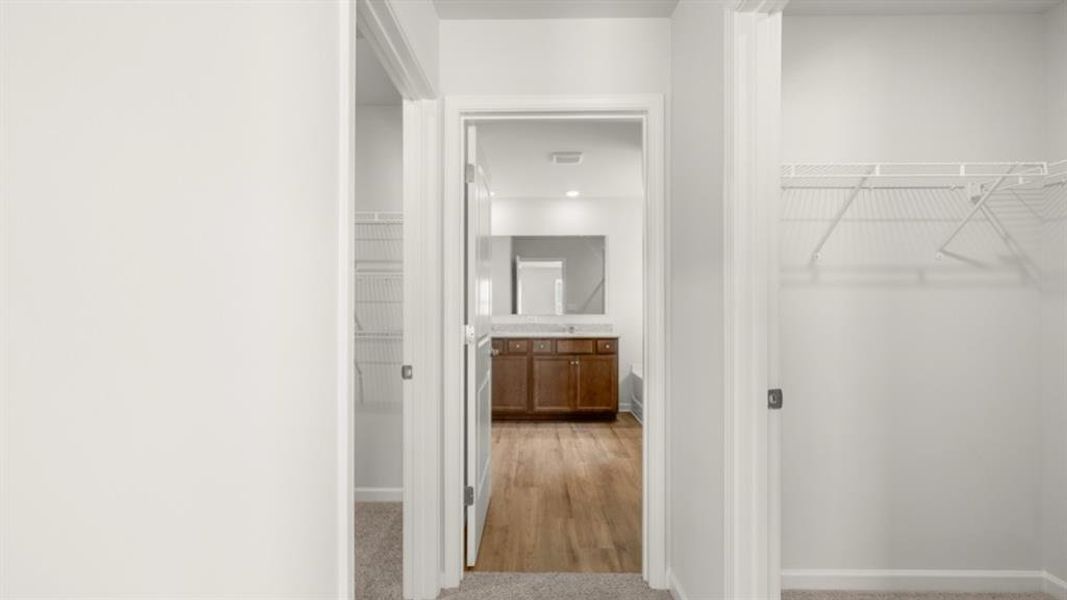 Spacious, unfurnished interior of a new home in Fairway 17 at Mirror Lake, Villa Rica (Image 19).