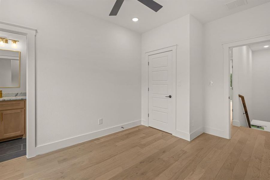 Spacious, unfurnished interior of a new home in , Fort Worth (Image 19).