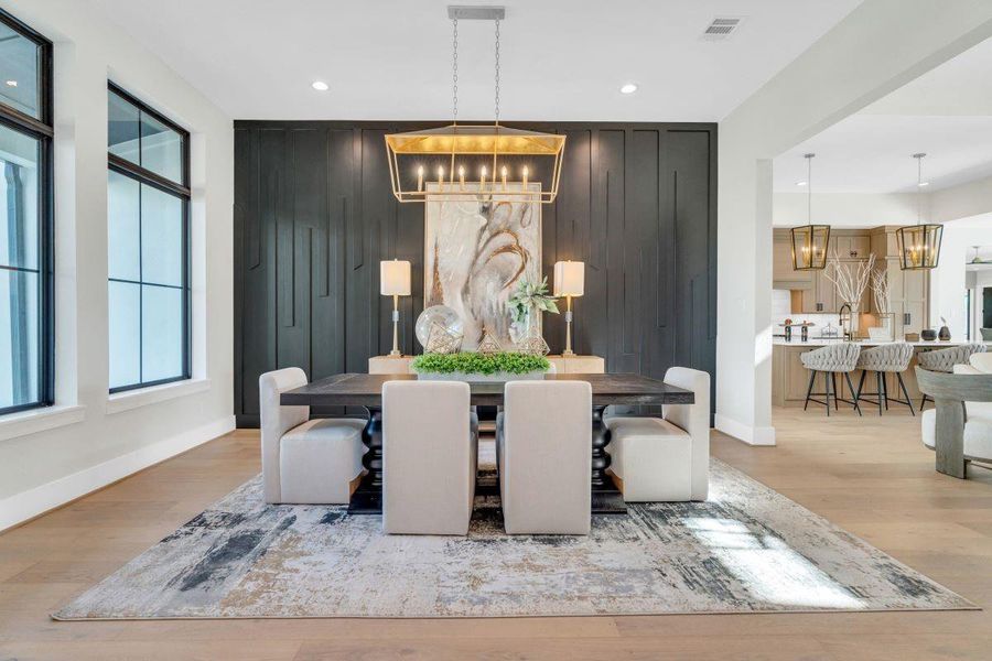 Large dining area suitable for regular and holiday family dinners Large dining area suitable for regular and holiday family dinners