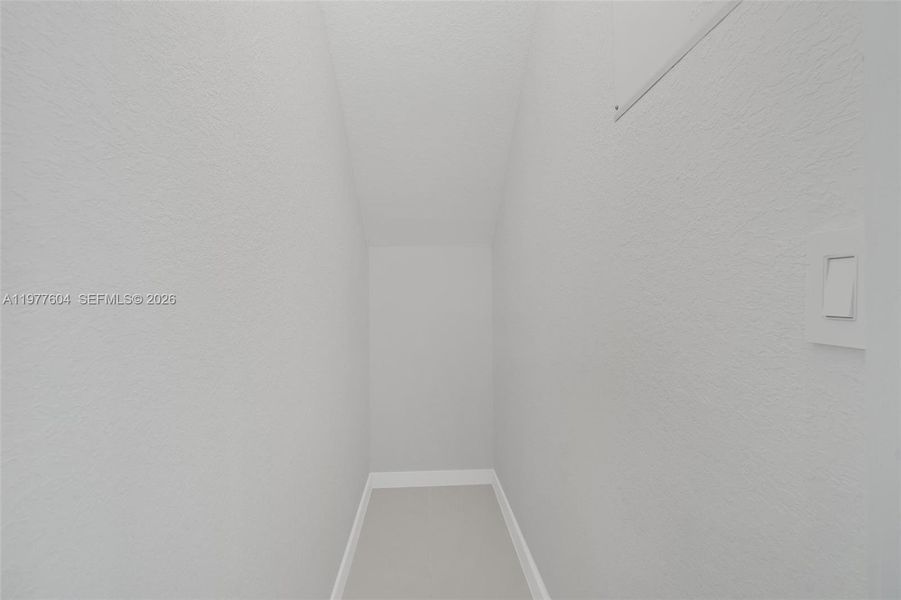 Spacious, unfurnished interior of a new home in , Homestead (Image 12).