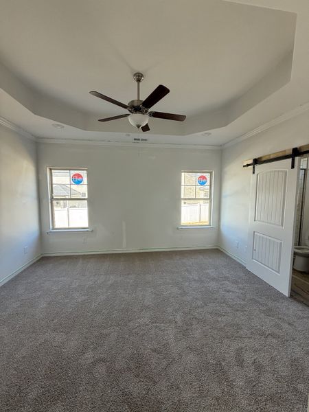 Spacious, unfurnished interior of a new home in Bradley Bend, Ashland City (Image 3).