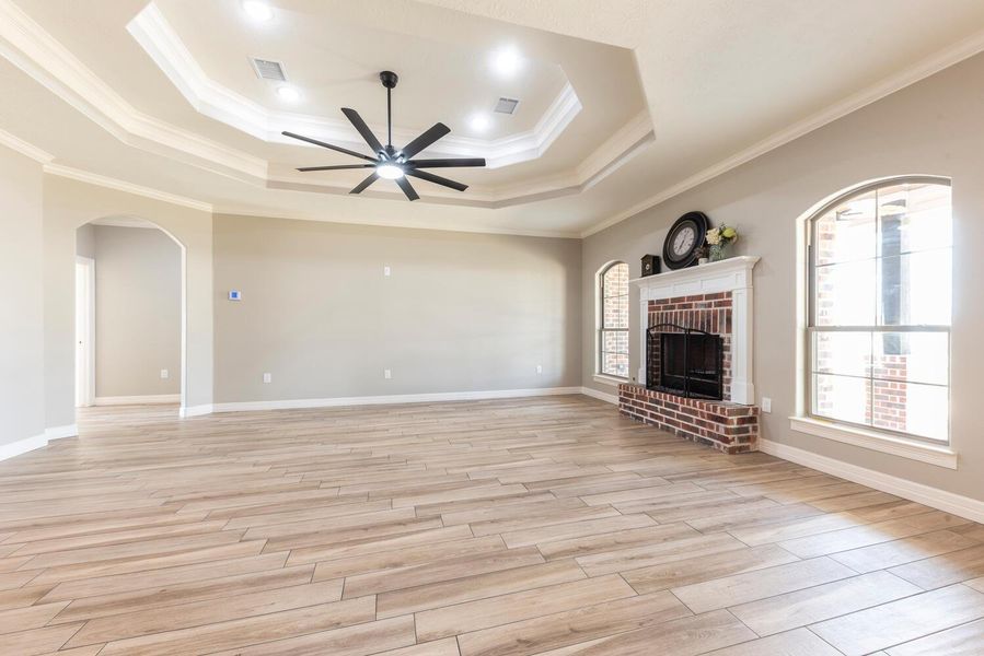 Spacious, unfurnished interior of a new home in , Beaumont (Image 22).