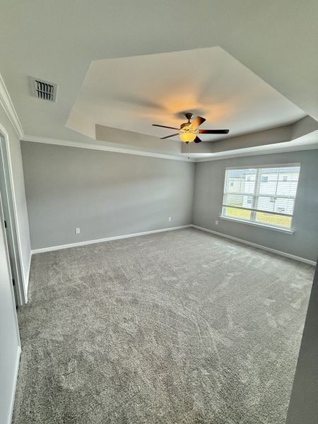 Spacious, unfurnished interior of a new home in Hobson Park, Antioch (Image 11).
