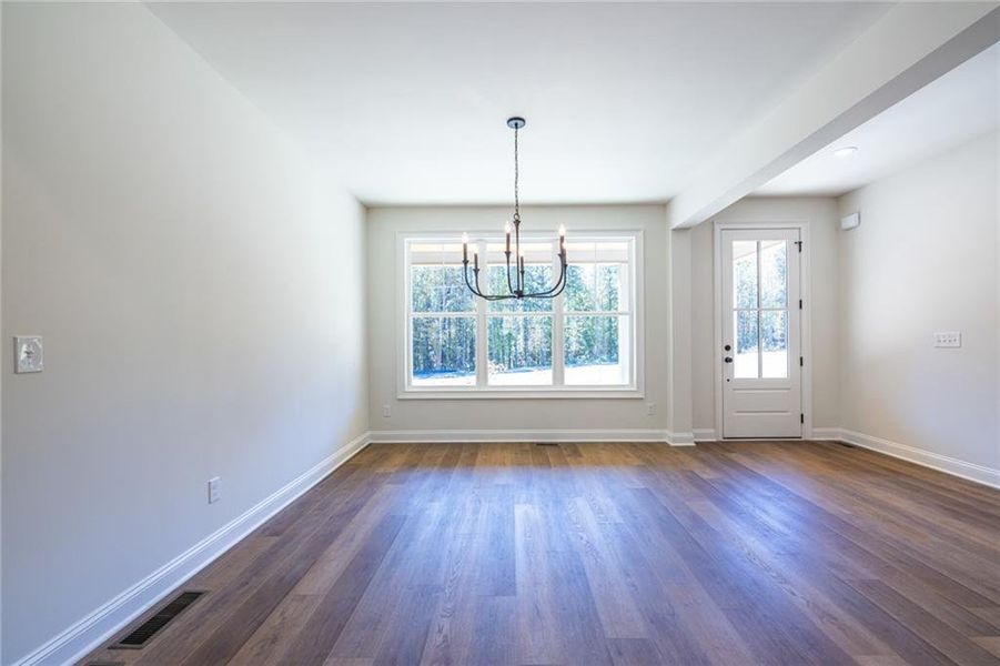 Spacious, unfurnished interior of a new home in , Dallas (Image 46).