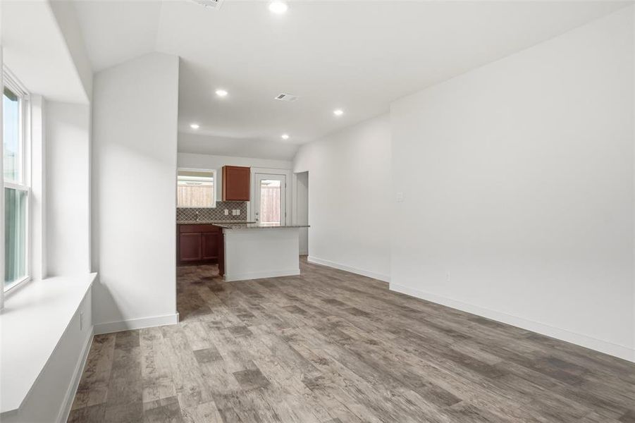 Spacious, unfurnished interior of a new home in , Forney (Image 21).