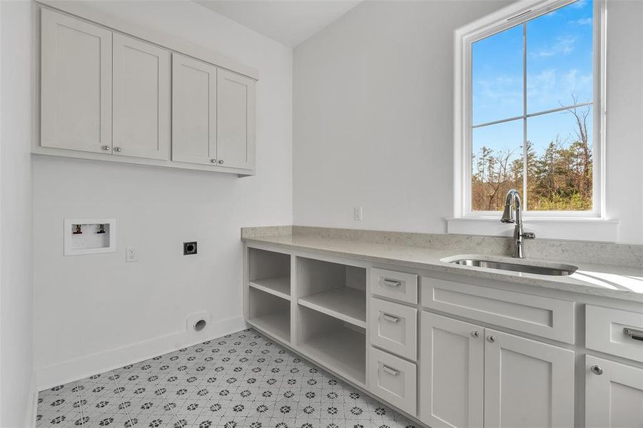 Furnished interior view inside a new home in , Hallsville (Image 15).