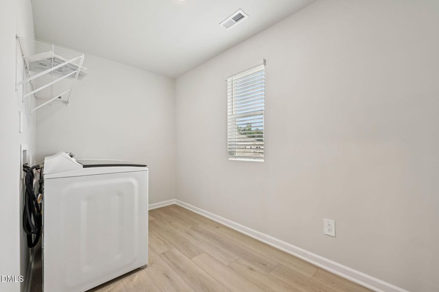 46-web-or-mls-Oak Manor - Raleigh - 153 46-web-or-mls-Oak Manor - Raleigh - 153