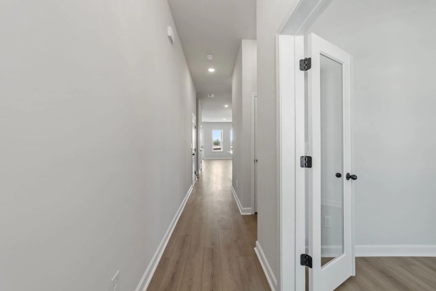 Spacious, unfurnished interior of a new home in Blue Heron Retreat, Little River (Image 11).