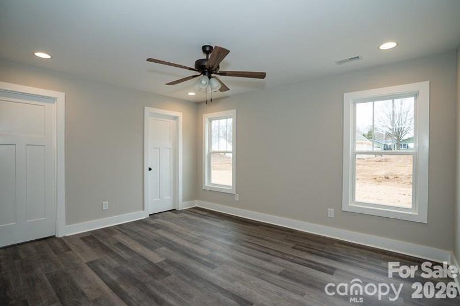 Similiar to photo Similiar to photo