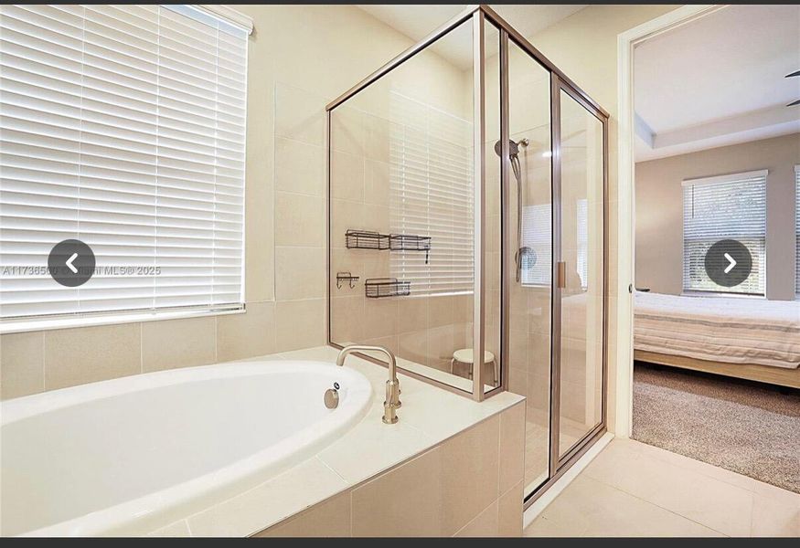 Furnished interior view inside a new home in , Port St. Lucie (Image 17).