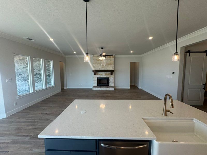 Furnished interior view inside a new home in Creekview Addition, Van Alstyne (Image 6).