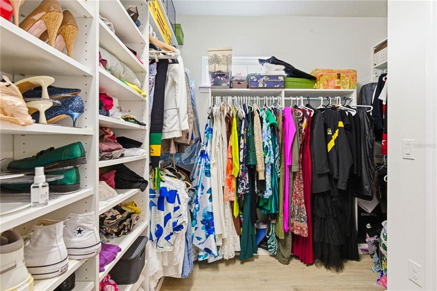 Close-up of interior finishes inside a home in , Tampa (Image 23). Close-up of interior finishes inside a home in , Tampa (Image 23).