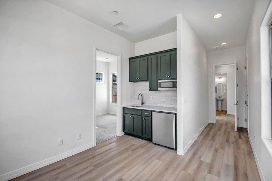 Spacious, unfurnished interior of a new home in Horizon at The Dells, Prescott (Image 23). Spacious, unfurnished interior of a new home in Horizon at The Dells, Prescott (Image 23).