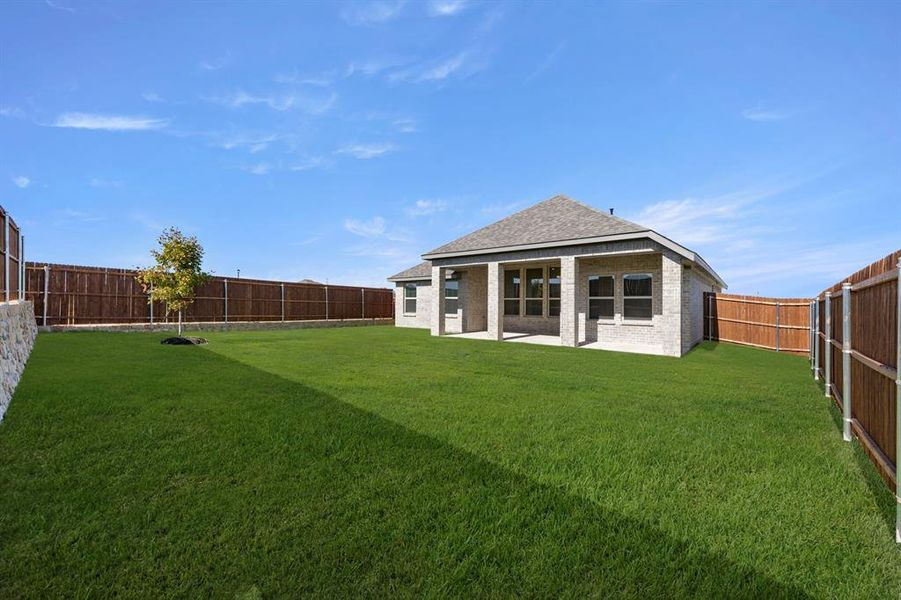 27. 108 Meadow - Back (2) 27. 108 Meadow - Back (2)