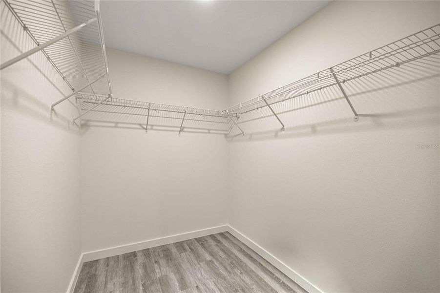 Spacious, unfurnished interior of a new home in , Ocala (Image 19).