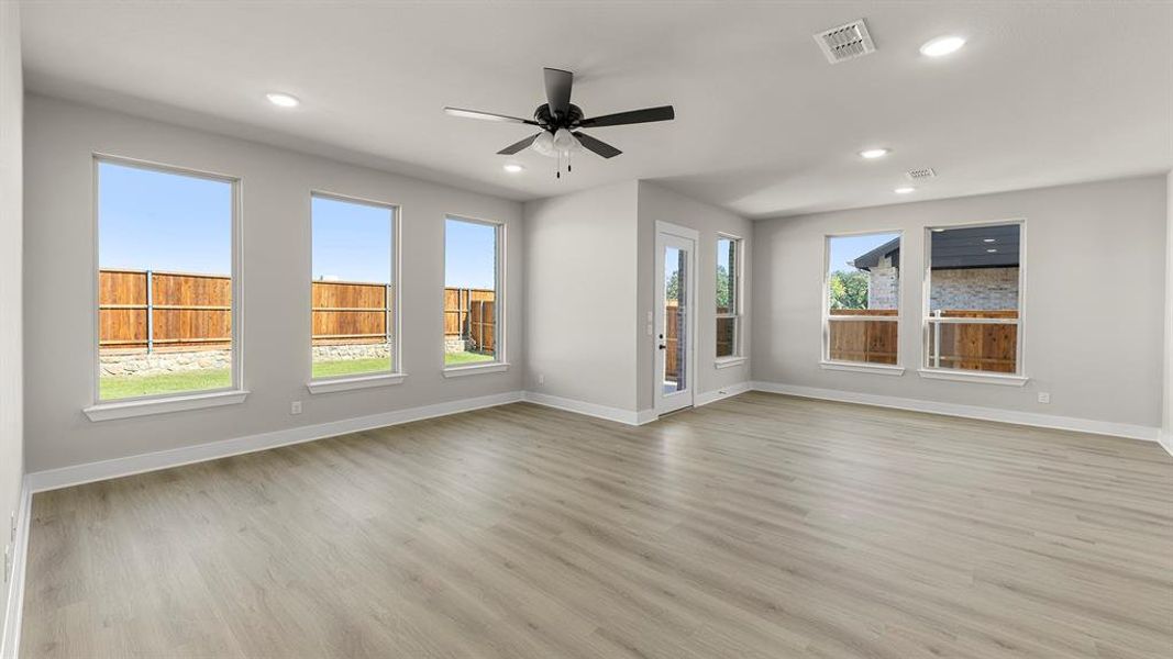 13. 9309 Derry - Family 13. 9309 Derry - Family