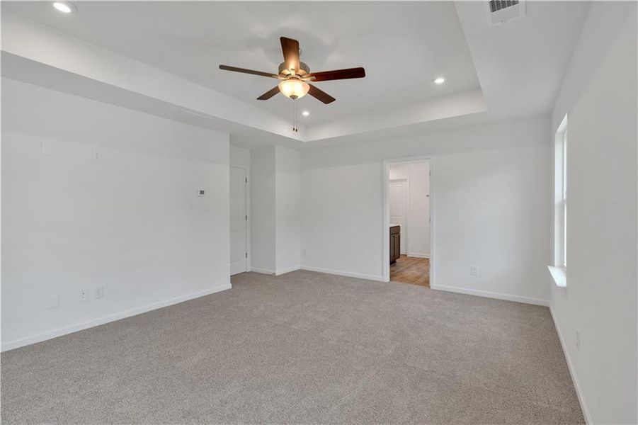 Spacious, unfurnished interior of a new home in The Overlook at Factory Shoals, Mableton (Image 24).