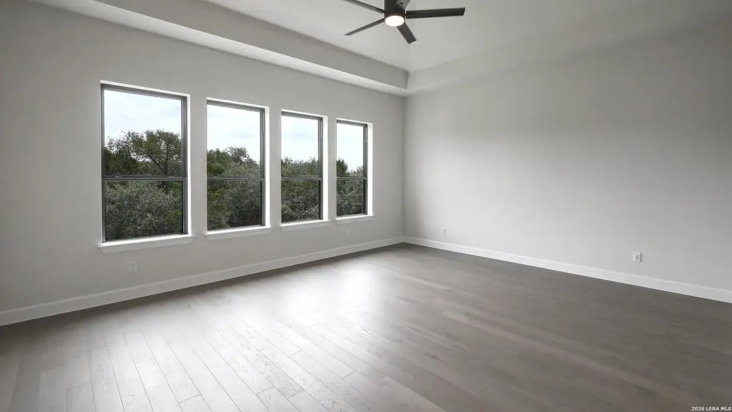 Spacious, unfurnished interior of a new home in The Preserve at Elm Creek, New Braunfels (Image 26).