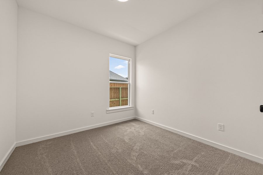 Spacious, unfurnished interior of a new home in Aldeana, Bonney (Image 37).