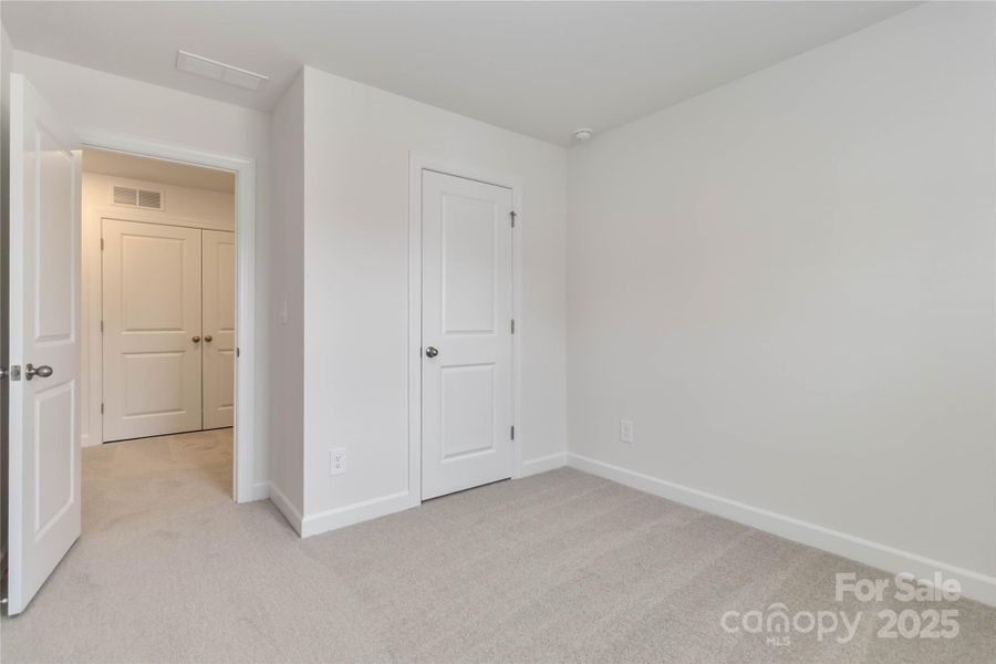 Spacious, unfurnished interior of a new home in , Charlotte (Image 12).