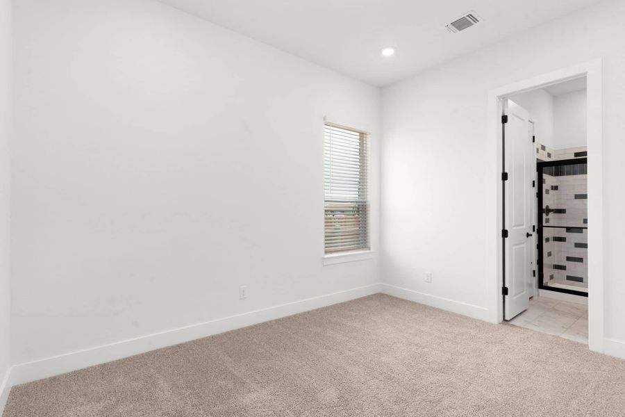 Spacious, unfurnished interior of a new home in The Grove at Blackhawk, Pflugerville (Image 24).