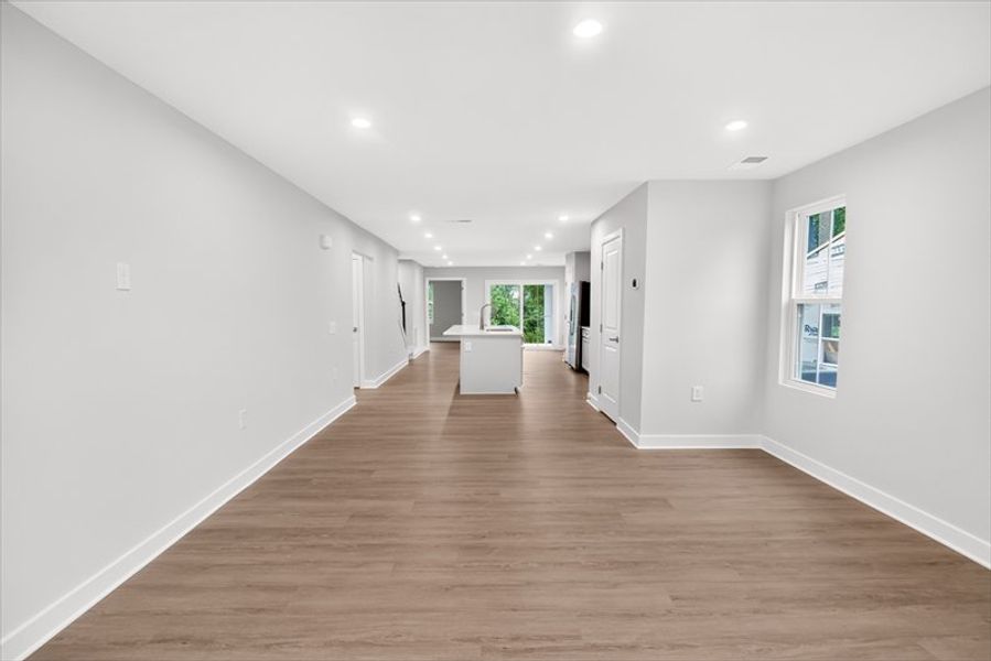 Spacious, unfurnished interior of a new home in Arden Woods, Greenville (Image 9).