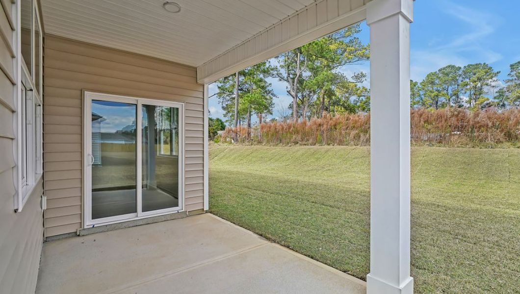 Image 25 representing the ARIA by D.R. Horton in Bella Point, Bolivia, NC.