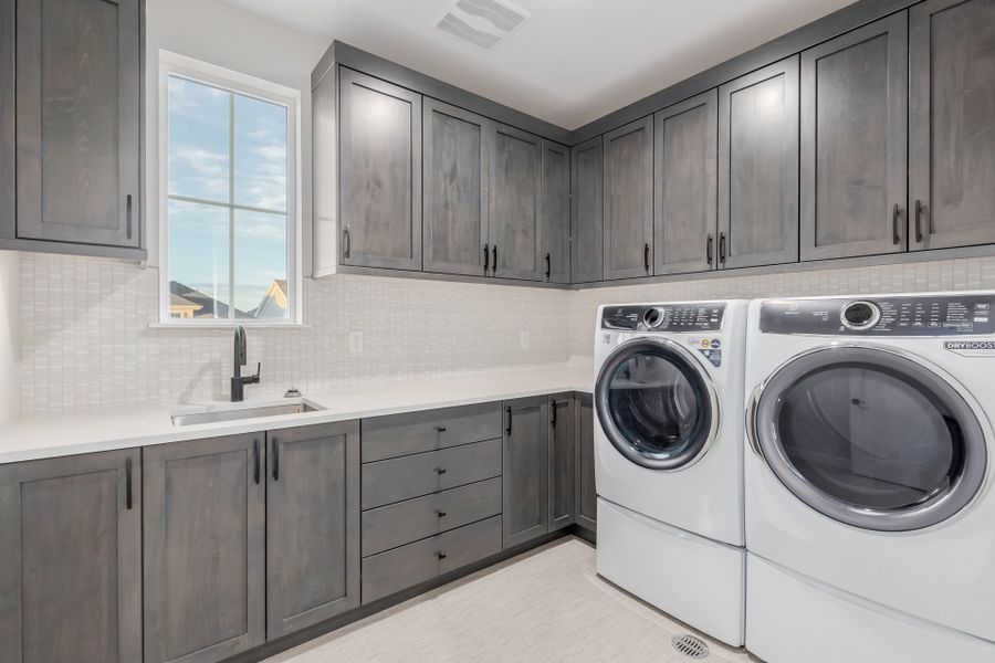 Representative furnished interior of a home built from the Luxe by Scott Felder Homes in Westerly, Erie (Image 13).