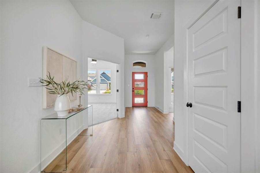 Entry Way (Staged)