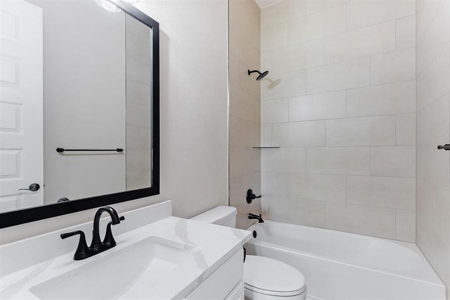 Furnished interior view inside a new home in , Marble Falls (Image 5).