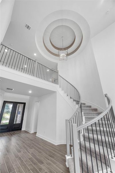 Spacious, unfurnished interior of a new home in Lago Mar, Texas City (Image 15).