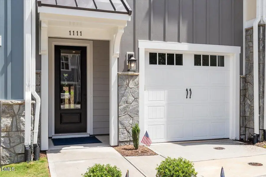 04-1111 Blackthorn Lane #9 [2248454]_04