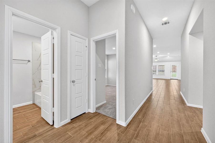Spacious, unfurnished interior of a new home in Forest Park, Princeton (Image 23). Spacious, unfurnished interior of a new home in Forest Park, Princeton (Image 23).