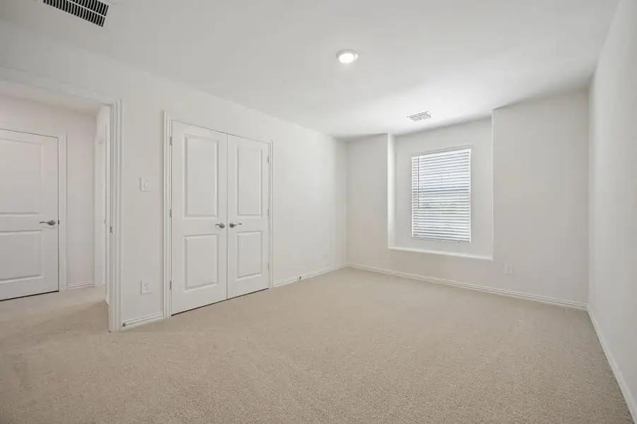 Spacious, unfurnished interior of a new home in Parks at Foster Crossing - Spring Series, Anna (Image 28).