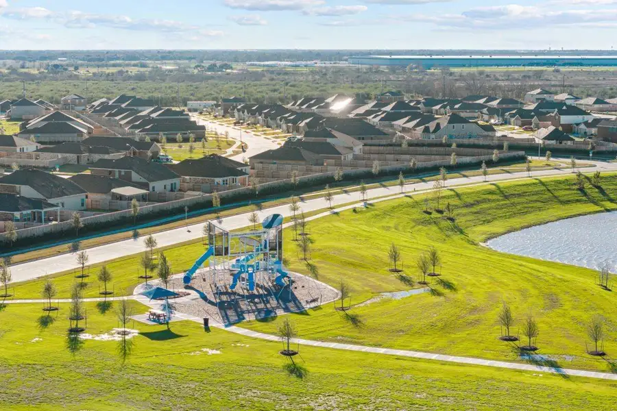 Image 35 of a home in Miller's Pond. Image 35 of a home in Miller's Pond.