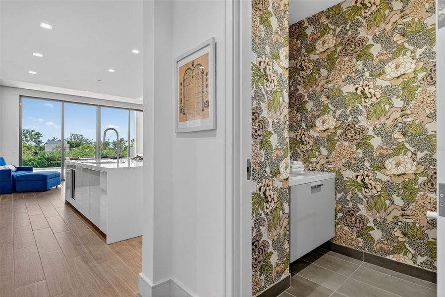 Furnished interior view inside a new home in , Longboat Key (Image 25).