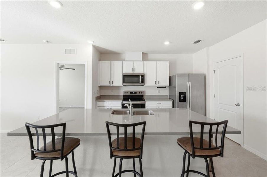 Furnished interior view inside a new home in , Lakeland (Image 11).