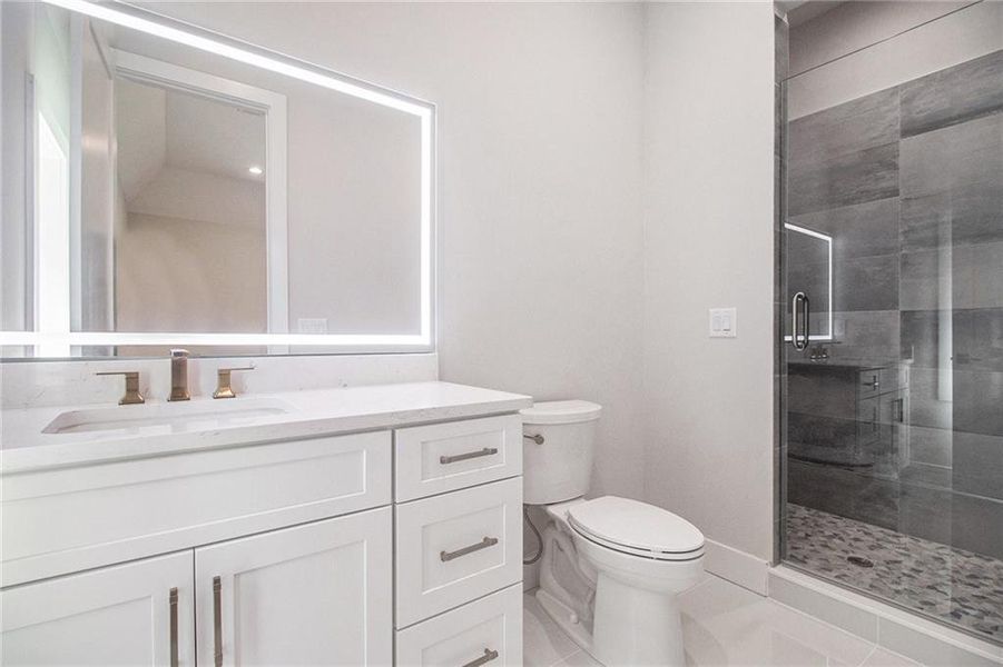Furnished interior view inside a new home in , Alpharetta (Image 18).