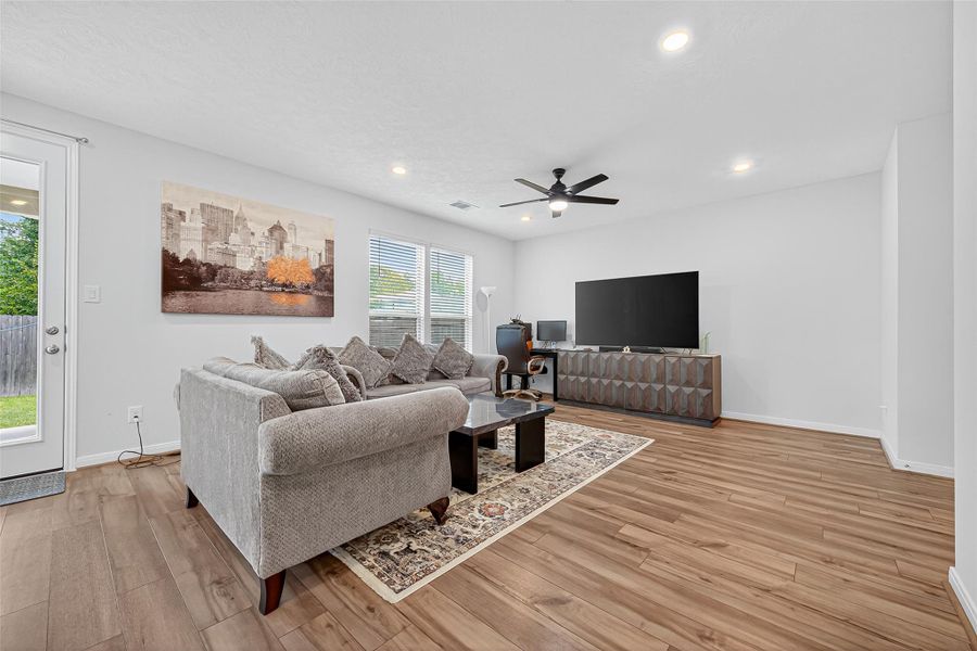 Furnished interior view inside a new home in Creekside Court, Magnolia (Image 11). Furnished interior view inside a new home in Creekside Court, Magnolia (Image 11).